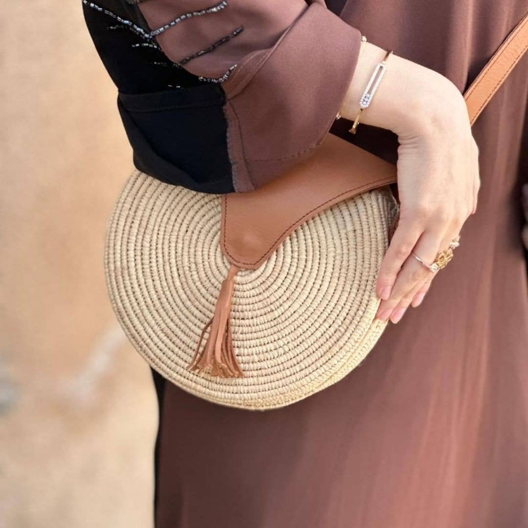 Handmade Women's Bag – Elegant & Artisanal Fashion Accessory