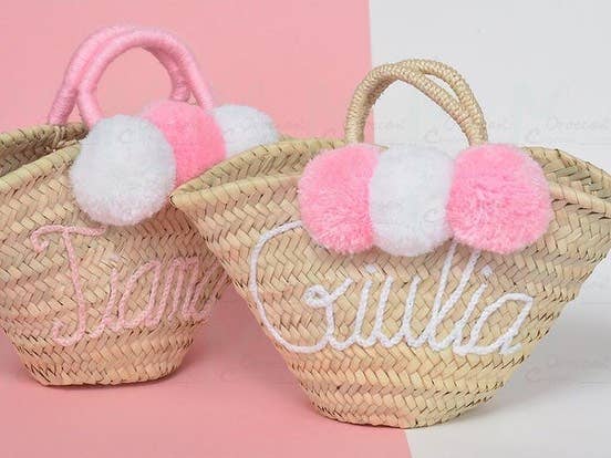 718b56a65025e43b95aca5aa75d26b7ac76901c85fcefadfdf5e308040cf5616-2.jpeg Custom Embroidered Bridesmaids' Gift Bags: Cherish Every Mom