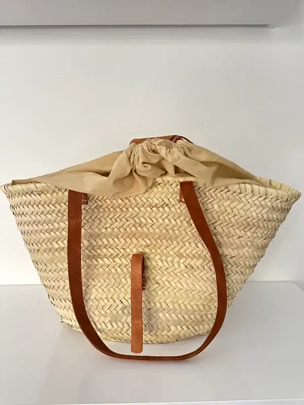 Palm Leaf and Leather Basket – Handwoven Moroccan Storage & Decor Tote