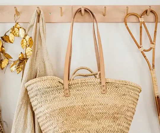 French Market Basket – Handwoven Palm Fiber Tote with Double Leather & Palm Straps