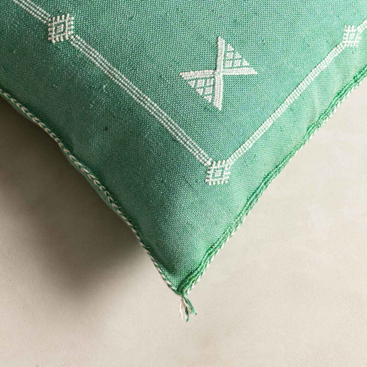 Handmade Cactus Silk Cushion Cover – Vintage Bohemian Berber Pillow