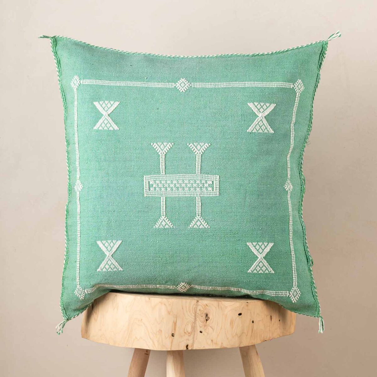 Handmade Cactus Silk Cushion Cover – Vintage Bohemian Berber Pillow