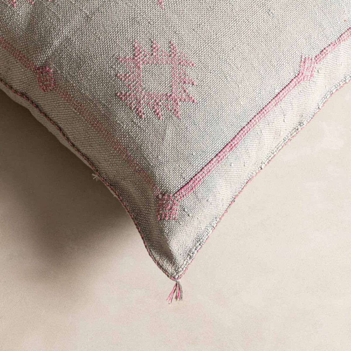 Handmade Cactus Silk Cushion Cover – Vintage Bohemian Berber Pillow