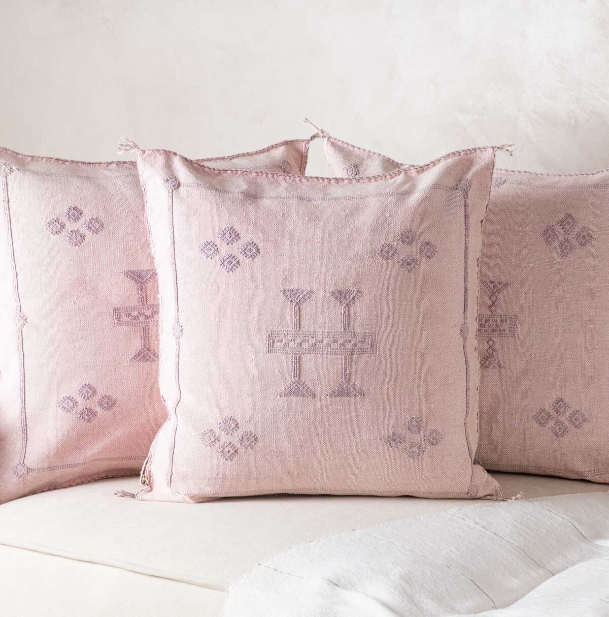 Handmade Cactus Silk Cushion Cover – Vintage Bohemian Berber Pillow