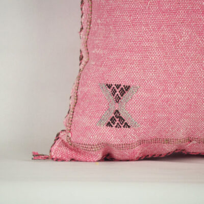 Light Pink Moroccan Cactus Silk Pillow Cover – Handwoven Sabra Cushion with YKK Zipper (50×50 cm / 60×40 cm)