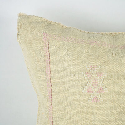 Lovely White Moroccan Cactus Silk Pillow Cover – Bohemian Sabra Cushion with YKK Zipper (50×50 cm / 60×40 cm)