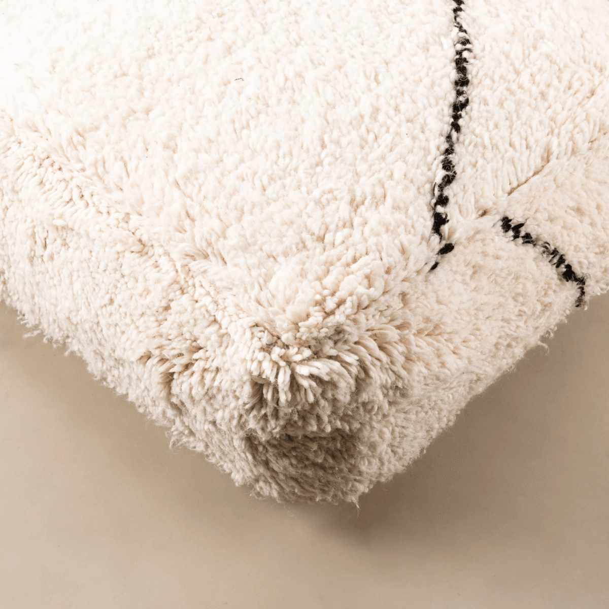 Beni Ourain Floor Pillow Cover – 22x22 in (55x55 cm) Handwoven Moroccan Wool Cushion