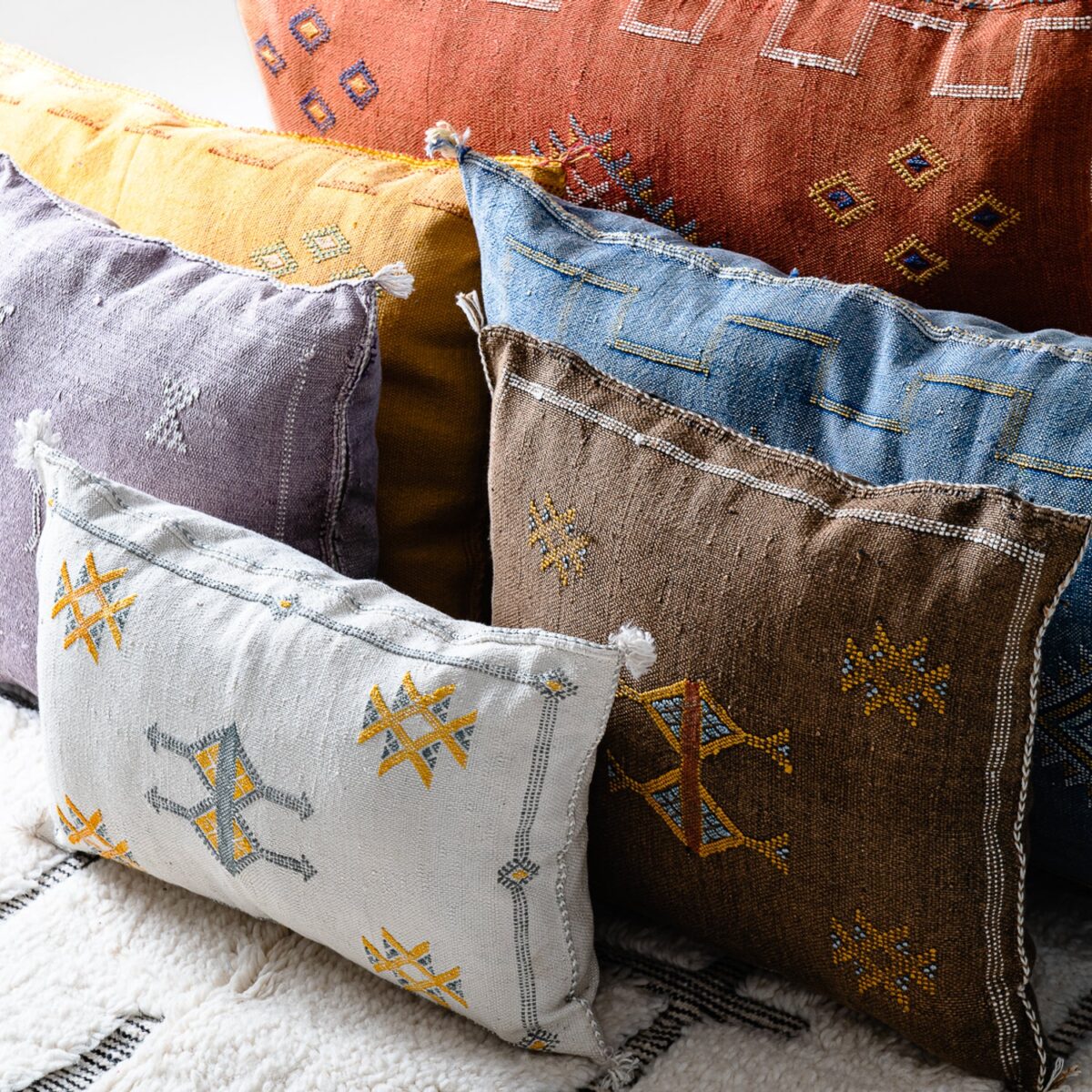 Handmade Cactus Silk Cushion Cover – Vintage Bohemian Berber Pillow