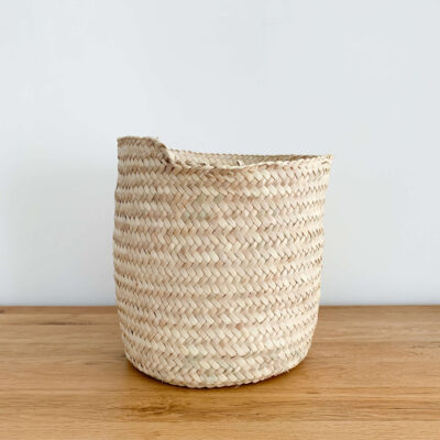 Panier-a-poser-en-osier-1-scaled-2-1.jpg Small Wicker Table Basket – Handwoven Decorative Tray (10/18 cm)