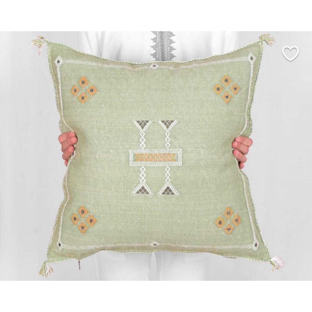 WhatsApp-Image-2021-04-08-at-16.24.06-1200x1200-1.jpeg Handwoven Moroccan Cactus Silk Pillow Cover – Artisan Cushion in Multiple Colors (50×50 cm / 60×40 cm)