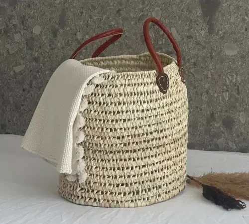 Handwoven Bucket Basket – Palm Leaf & Leather Storage Solution