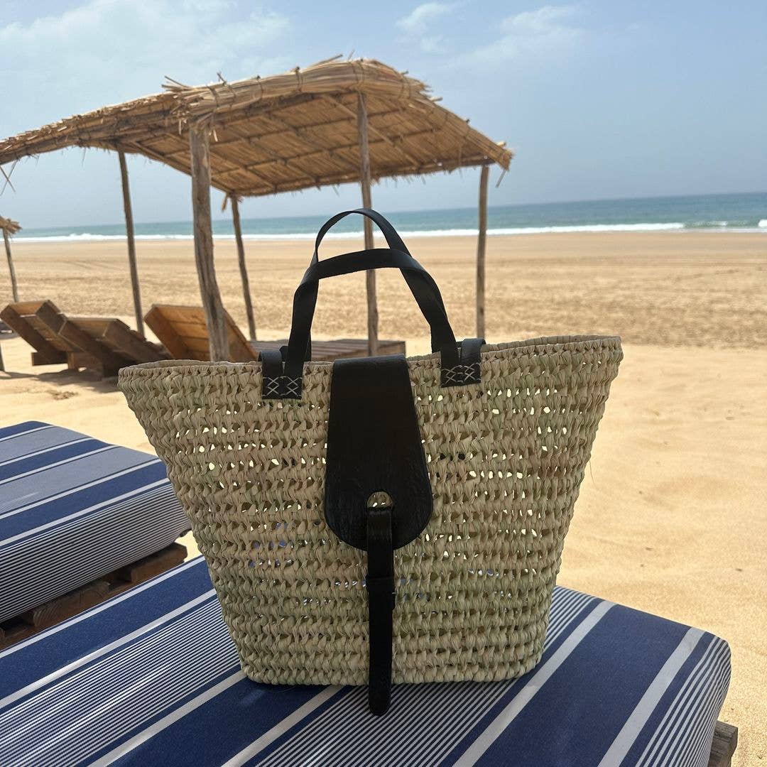 Traditional Moroccan Doum Basket: Artisan Elegance