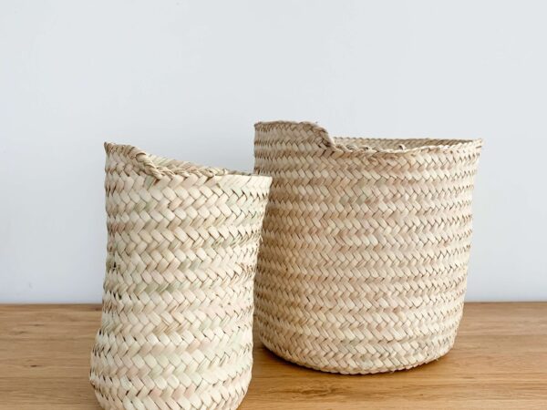 Small Wicker Table Basket – Handwoven Decorative Tray (10/18 cm)