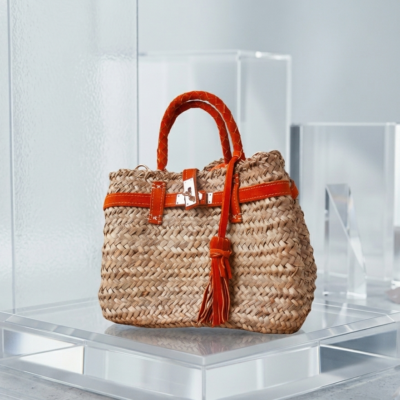 Handmade Moroccan straw basket bag with suede leather trim, gold turn-lock closure and tassel, woven doum Birkin-style tote for summer